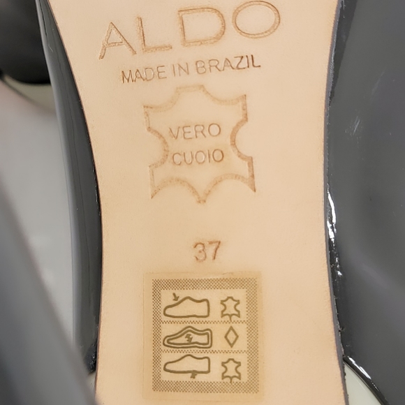 Aldo Patent Leather Heels - Picture 5 of 8